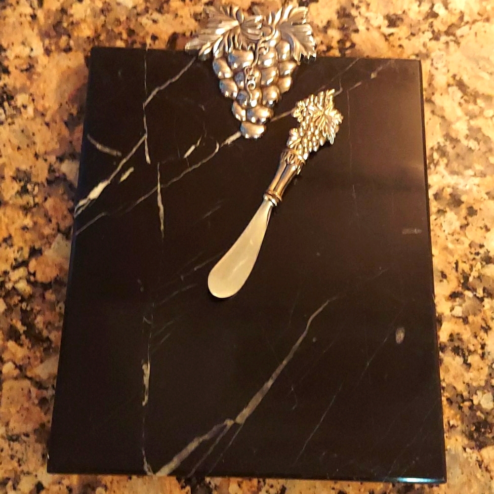 Marble and metal grapes 🍇